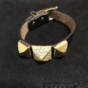 Leather fashion bracelet